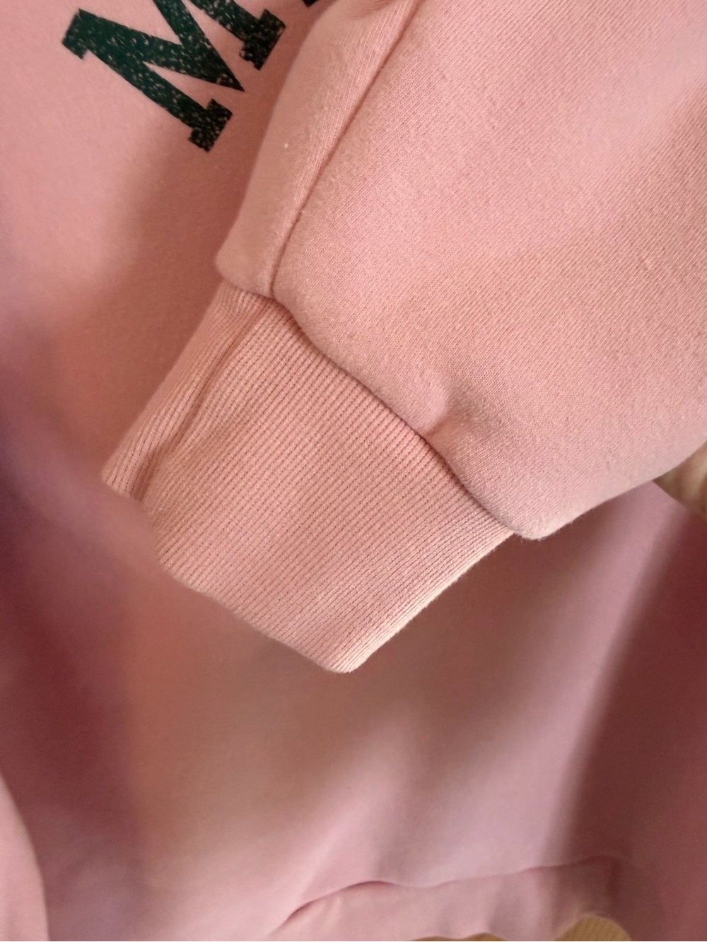 Masters Pink SOLD OUT Gold Sweatshirt with Green Logo Women’s Size L - Picture 4 of 9